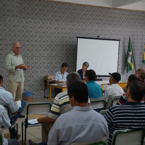 Taco Roorda, Coordenador Do PDS Litoral, E Mauricio Maas, Mediador De Conflitos, Detalharam O Plano Para Os Presentes Na Reunião Cordrap.