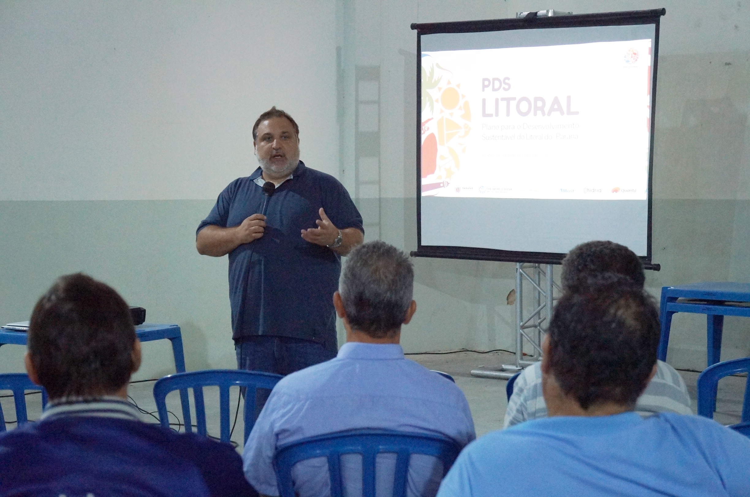 O Mediador Do PDS_Lietoral, Pedro Strozenberg, Durante A Reunião Em Morretes.