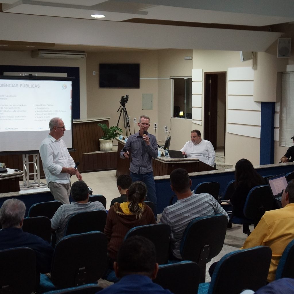 O Articulador Regional, Mauricio Mass, Tira As Dúvidas Dos Participantes Do Evento De Guaratuba.